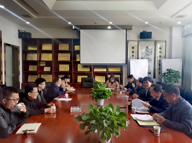 新洲區(qū)委統(tǒng)戰(zhàn)部、區(qū)工商聯(lián)領導走訪我司考察